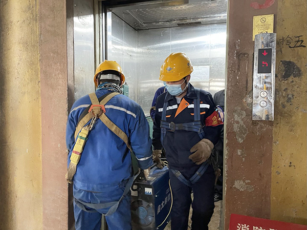 1605703113299834.jpeg 你與檢修的橋梁——電梯3.jpg