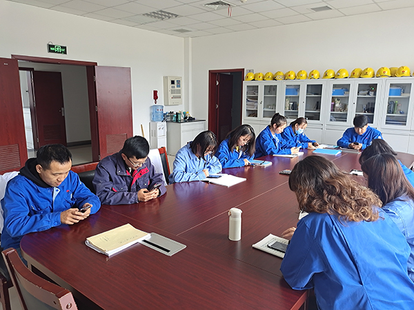 1631001493539471.jpeg 分析化驗室獻愛心助力鄉(xiāng)村振興捐款.jpg