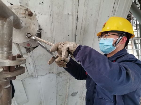 1674788552353516.jpeg 董宇斌緊固脫硫噴槍.jpg