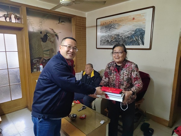 1704348573618471.jpeg 近日,九三學社渭化支社組織走訪慰問活動.jpg