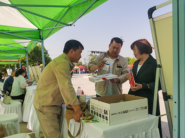 2024年5月17日南七饸饹文化藝術節 尿素產品展示現場選1.jpg