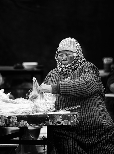 1719995706113585.jpeg 淡云攝影作品《老人》 (3) 600.jpg