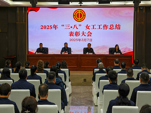 071741340554146517.jpg 4E8A1655 600.jpg