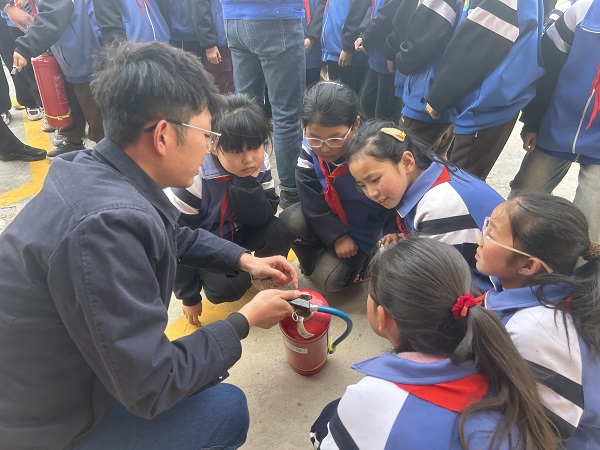 291743212636206626.jpg 3.27 黨建引領聚合力 校企共筑節水夢 附圖4.jpg