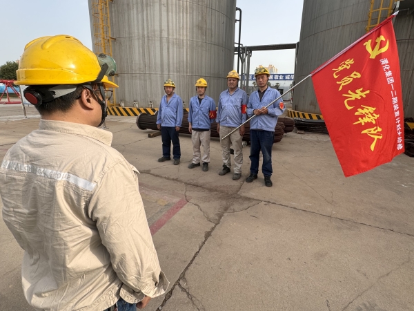 171744849875214576.jpg 黨員突擊隊出發2.jpg