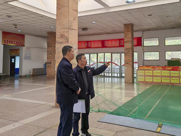 121762939594464892.jpg 11月12日,趙強(qiáng)蒞臨金達(dá)公司督導(dǎo)工作.jpg